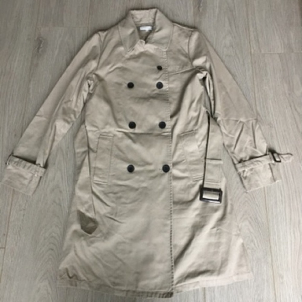 Trench Coat EUC